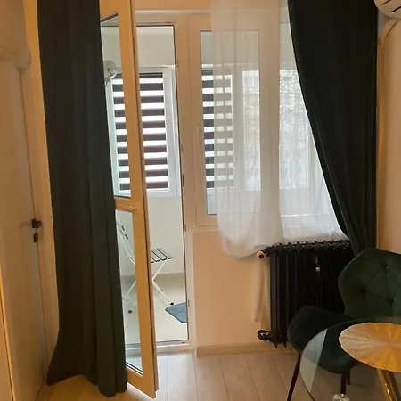 Zen Dristor Sector 3 Apartment *